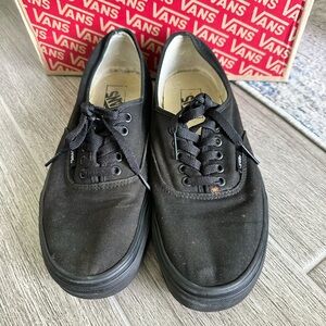 Vans Men's Black Lace-Up Sneakers
